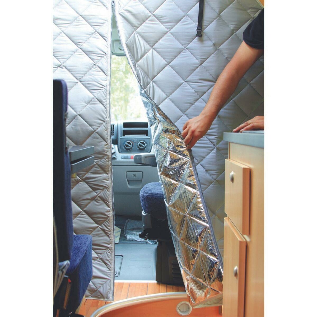 لشركة فيات دوكاتو مقسم السيارة - مراجعة Curtain Curtain وسعره