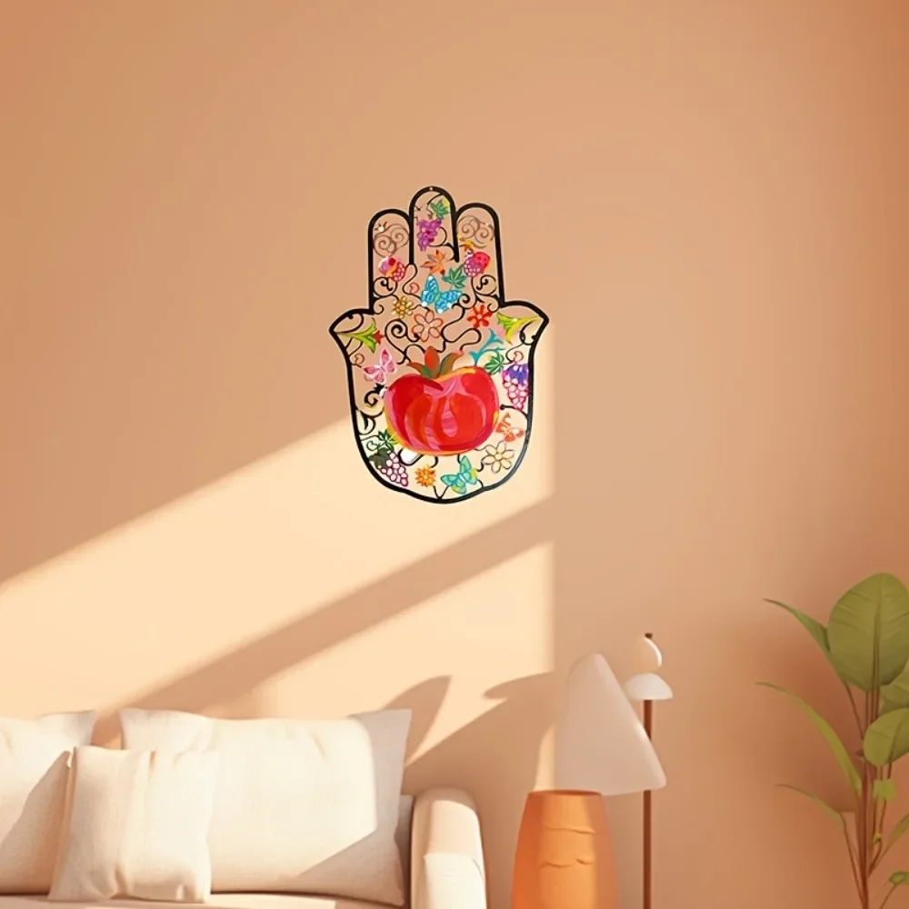 لوحة فنية معدنية على شكل يد حم - مراجعة Wall Art وسعره